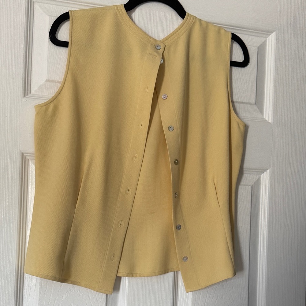 100% SILK multi-style Yellow Sleeveless Button-Up Top